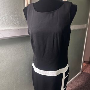 Sleeveless Black and White sheath dress never worn.